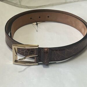Gucci Dark Brown Leather Belt with Gold Buckle